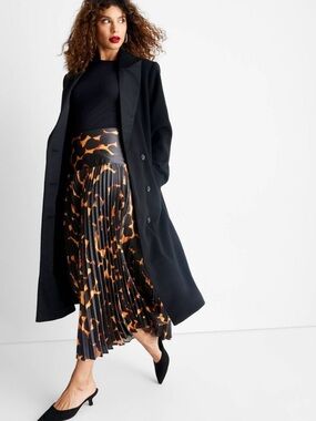 NWT Future Collective Women's Drop Waist Pleated Skirt 4X